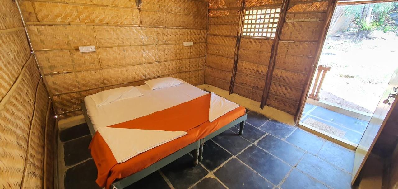 Hotel Lazy Panda Hampi Exterior foto
