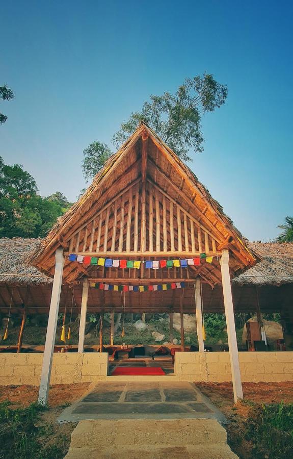 Hotel Lazy Panda Hampi Exterior foto