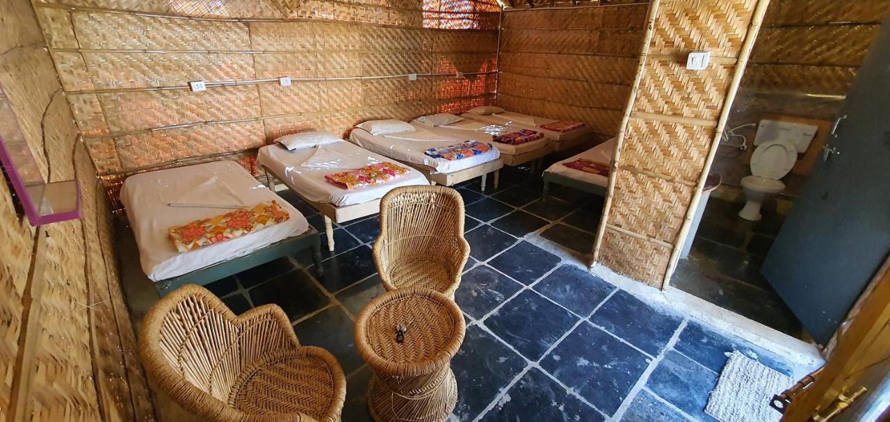 Hotel Lazy Panda Hampi Exterior foto