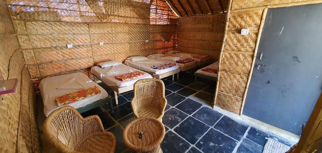 Hotel Lazy Panda Hampi Exterior foto